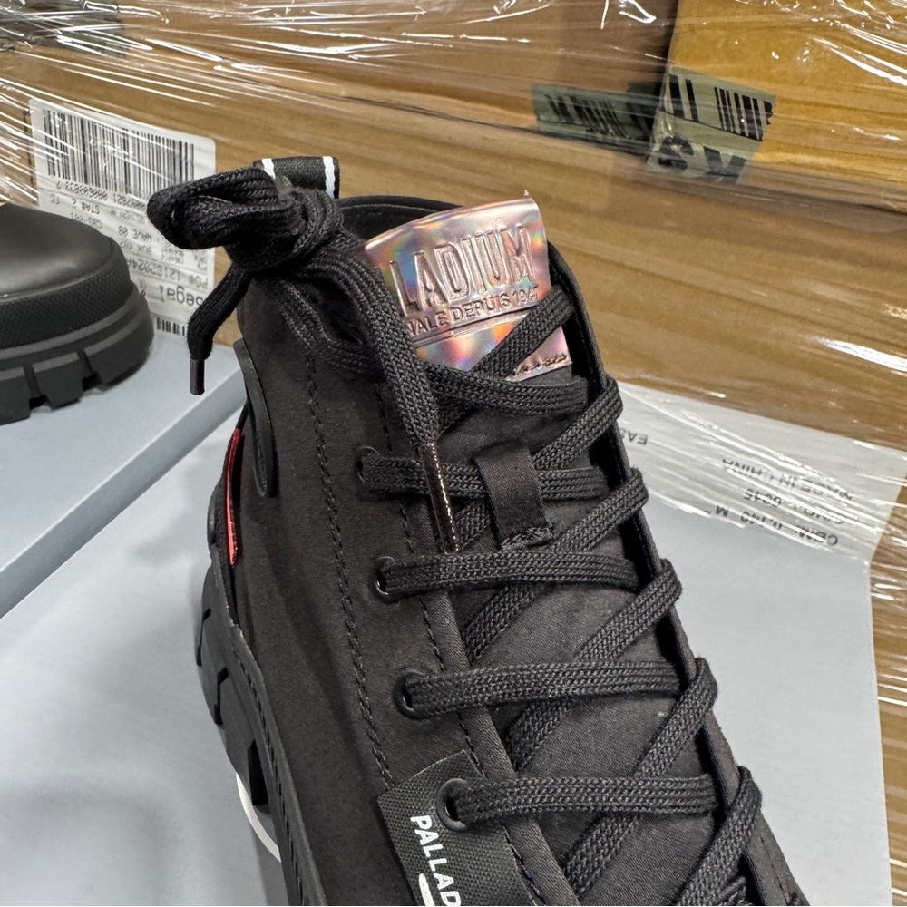 Palladium Revolt Hi Tx Sneaker Boots 97242-010 S14 Black Shoes Womens Stompers - Picture 6 of 16